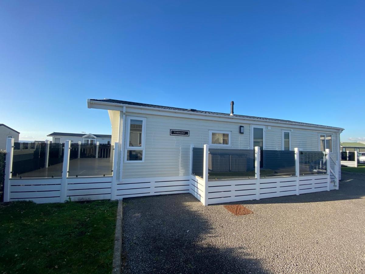 Sea View Beach Lodge Trecco Bay 3 Bedroom Porthcawl Zewnętrze zdjęcie